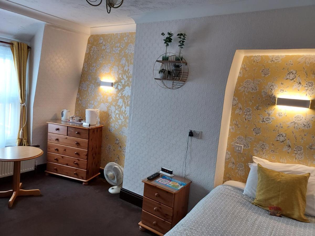 Maluth Lodge Great Yarmouth Buitenkant foto