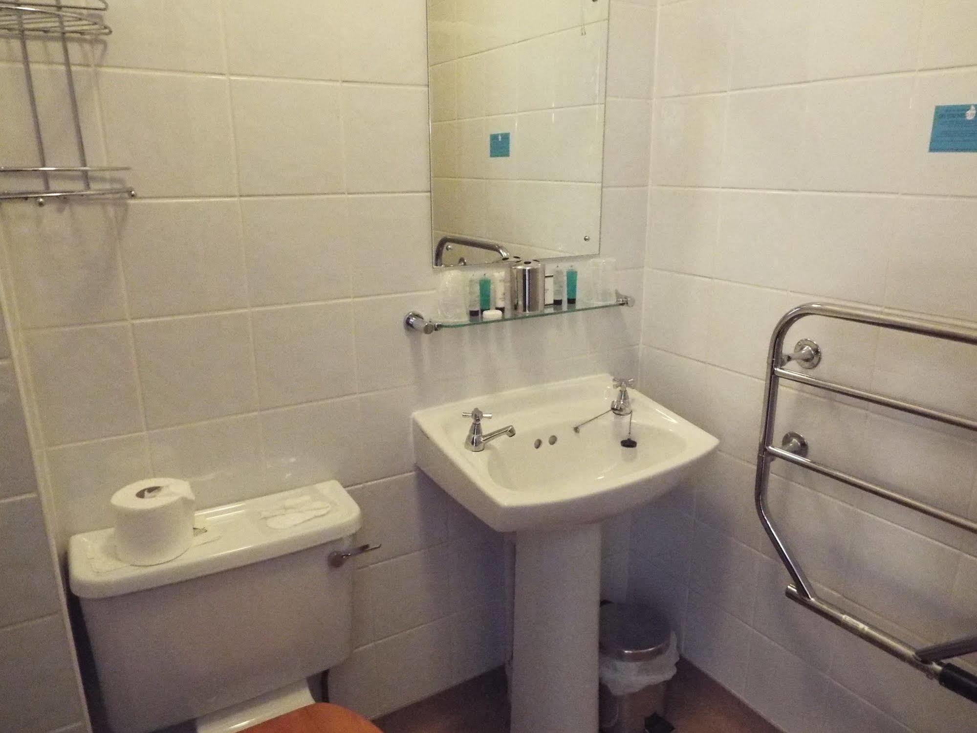 Maluth Lodge Great Yarmouth Buitenkant foto
