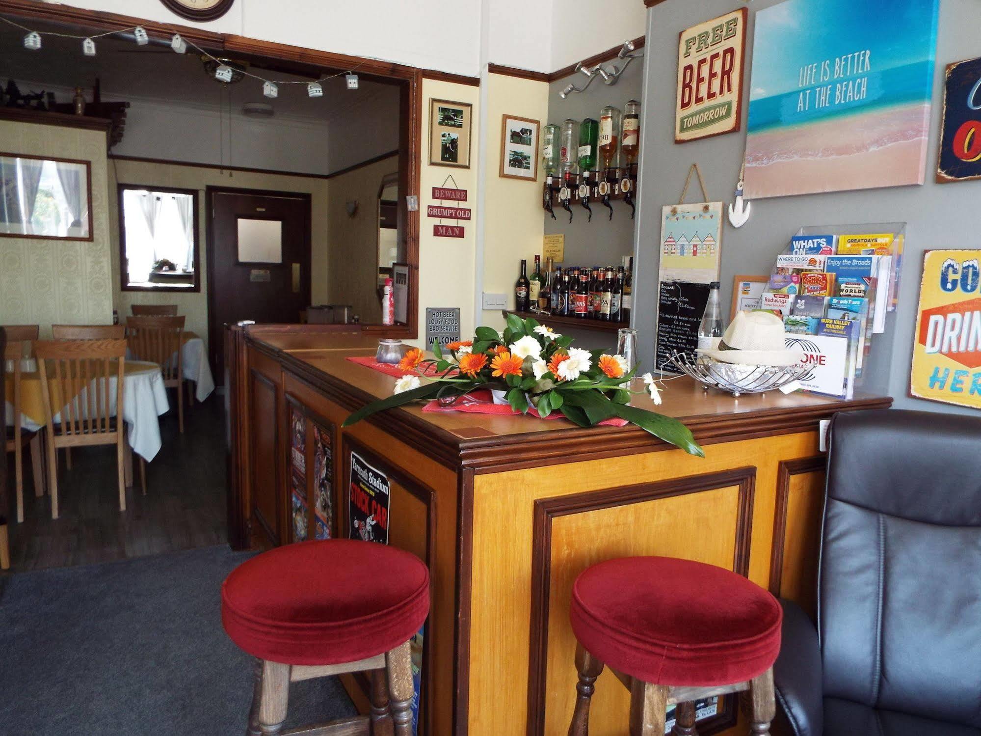 Maluth Lodge Great Yarmouth Buitenkant foto
