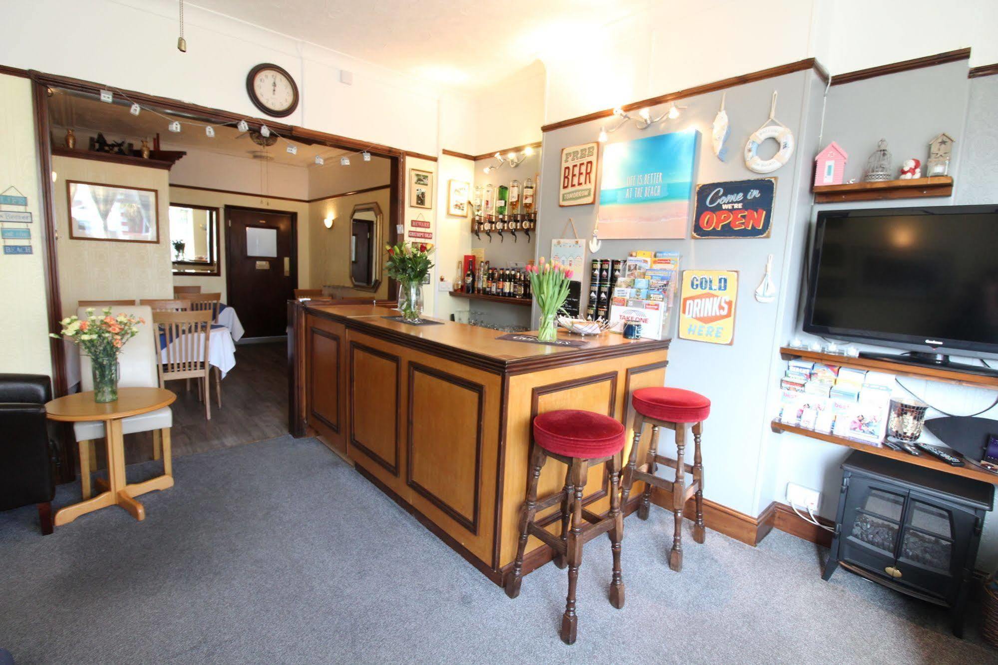 Maluth Lodge Great Yarmouth Buitenkant foto